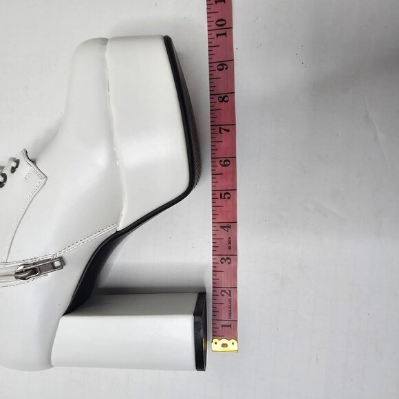 NWOT Dolls Kill Lamoda Serenity Lace Up White Ankle Boots size 8 - Picture 12 of 15